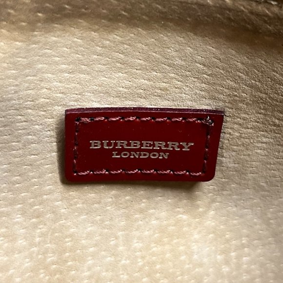 Burberry - Haymarket Check Small Crossbody Clutch Bag Red - Picture 4 of 7